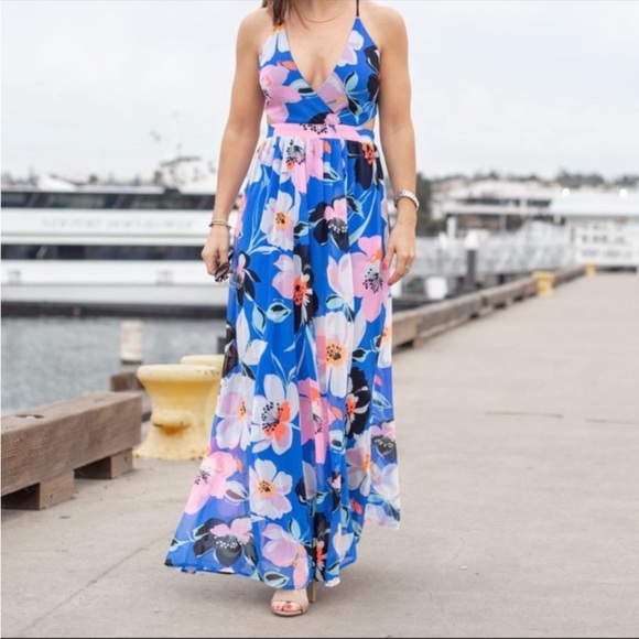 Express Size XS floral blue/pink cutout lace back maxi dress NWOT - Picture 5 of 9